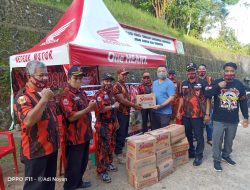 Peduli Bencana, Anggota DPRD Sanggau Serahkan Bantuan Ke Posko Bencana MPC Pemuda Pancasila