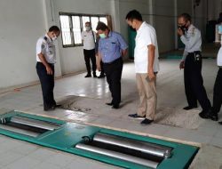 Ketua Komisi II DPRD Sekadau Dampingi Wabup Kunjungi PKB