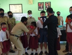 Pemdes Sunsong Bagikan 1400 Masker Gratis