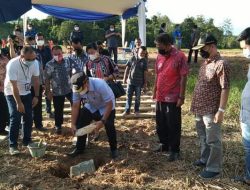 Peletakan Batu Pertama Kota Baru Residence, Aron: Sekadau Harus Berkembang Pesat