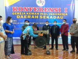 Wabup Sekadau Buka Konferensi I GKII