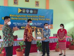 Tingkatkan Kreativitas Siswa SMK, TP PKK Sekadau Gandeng Universitas Muhamadiyah Pontianak Gelar Pelatihan Di Sekadau