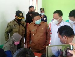 Divaksin Ala Partai Gerindra, Pulang Bawa Beras 1 Karung