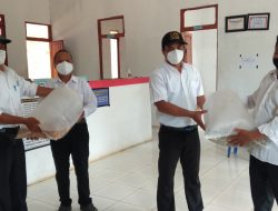 Bagikan 20.000 Bibit Ikan, Ini Harapan Kades Rirang Jati