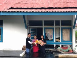Wakil Ketua DPRD Sanggau Yance Serahkan Bantuan Kepada Warga Terdampak Banjir