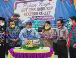 Hadiri HUT SMK Amaliyah Sekadau, Ini Pesan Bupati Sekadau