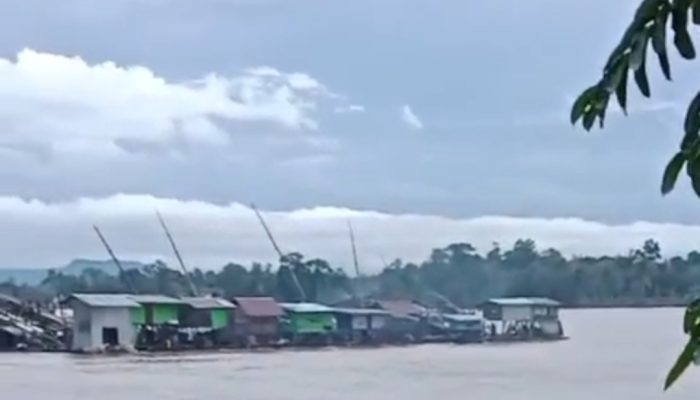 Ketua DPRD Sanggau Dukung Pemkab Dan APH Himbau Stop Aktivitas PETI Disungai Kapuas