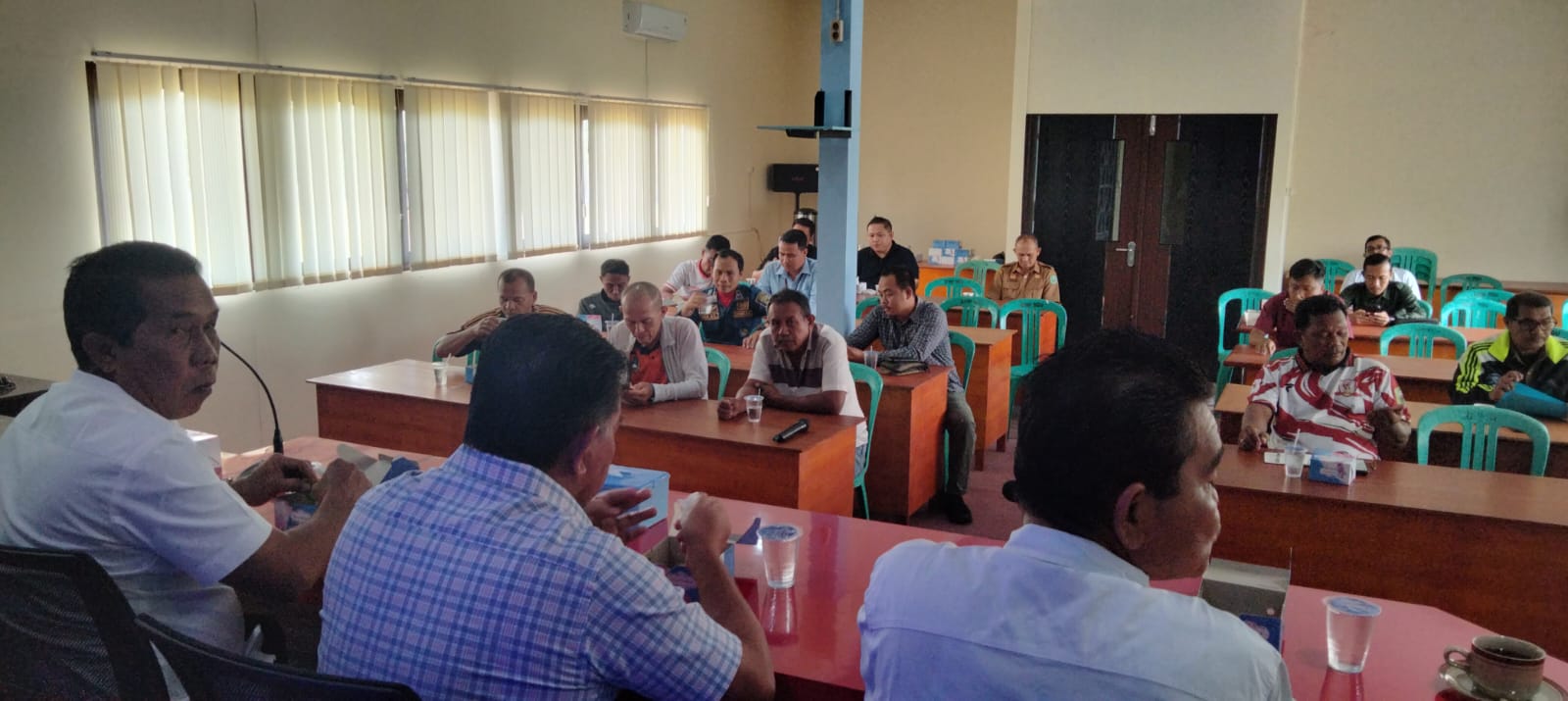Suasana Rapat Pengurus PSSI Di Aula KONI Sanggau Senin 11/8/2025